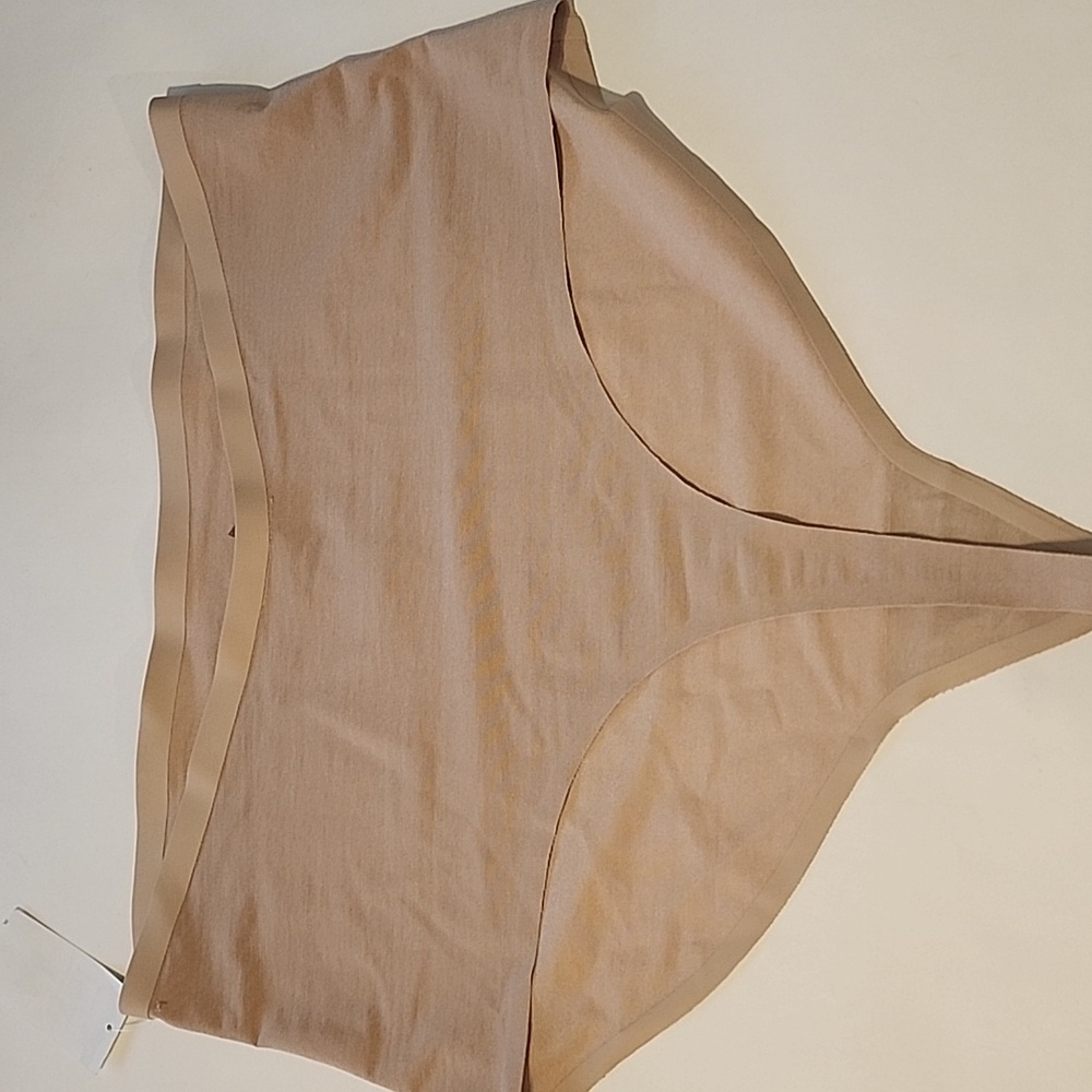 SKIMS HIGH WAIST PLUS SIZE THONG SIZE 4X - Picture 3 of 3